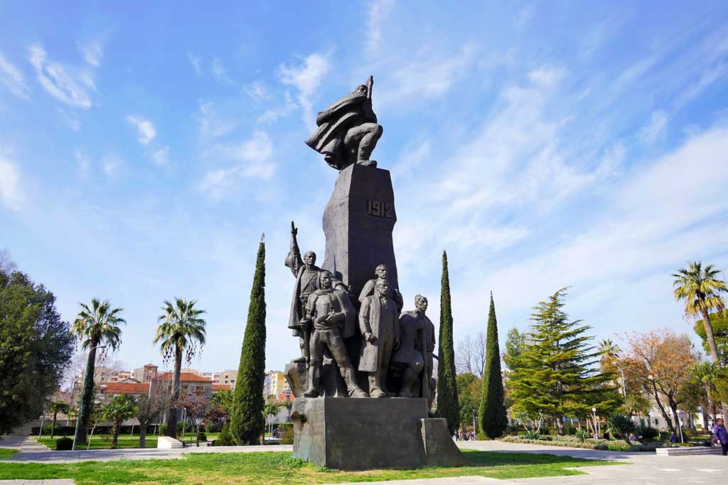 Flag Square
